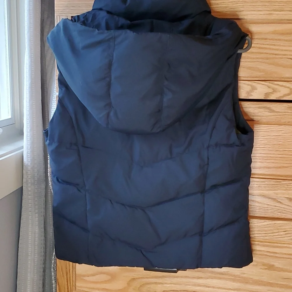 Hollister hooded puffer vest navy lime green - Picture 3 of 8